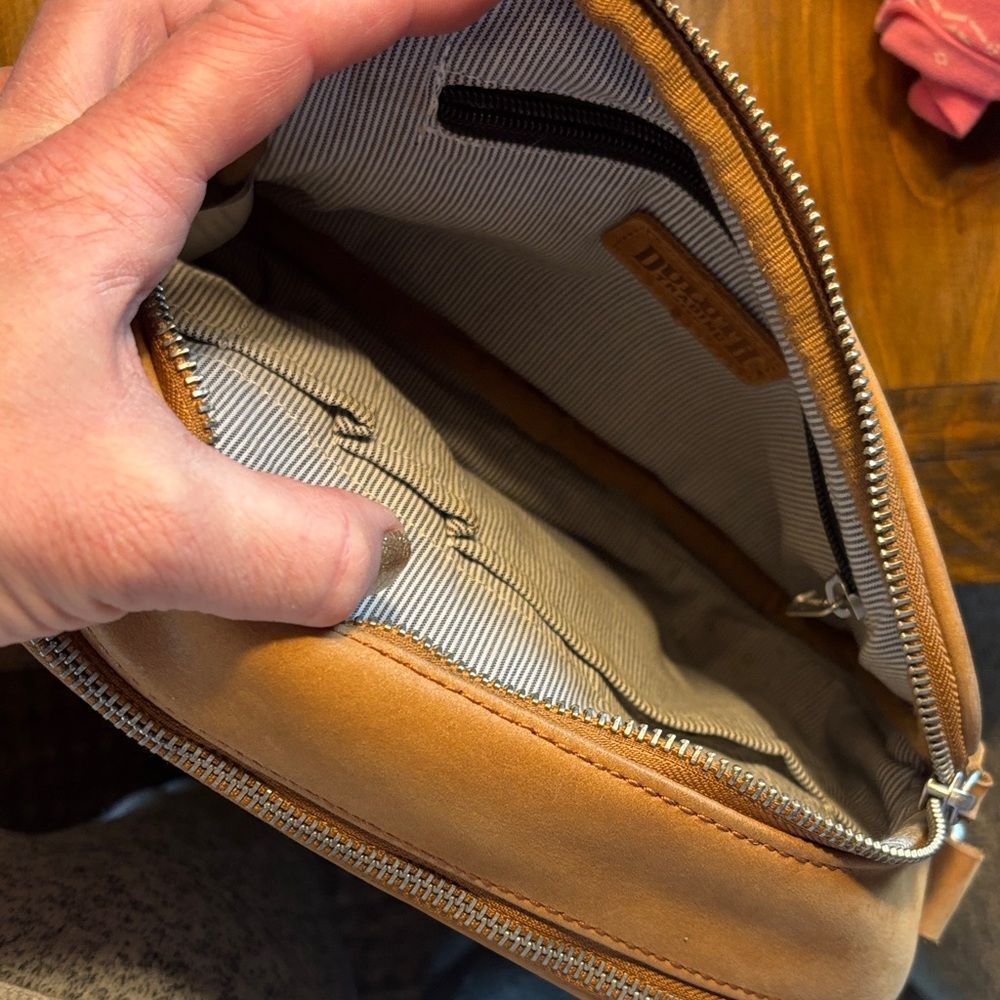 Duluth Trading Co. Tan Leather Crossbody Bag - Picture 16 of 16